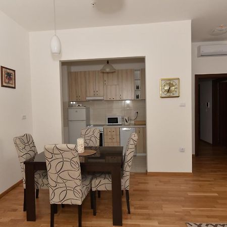 בודווה Lux Apartments Kristina מראה חיצוני תמונה