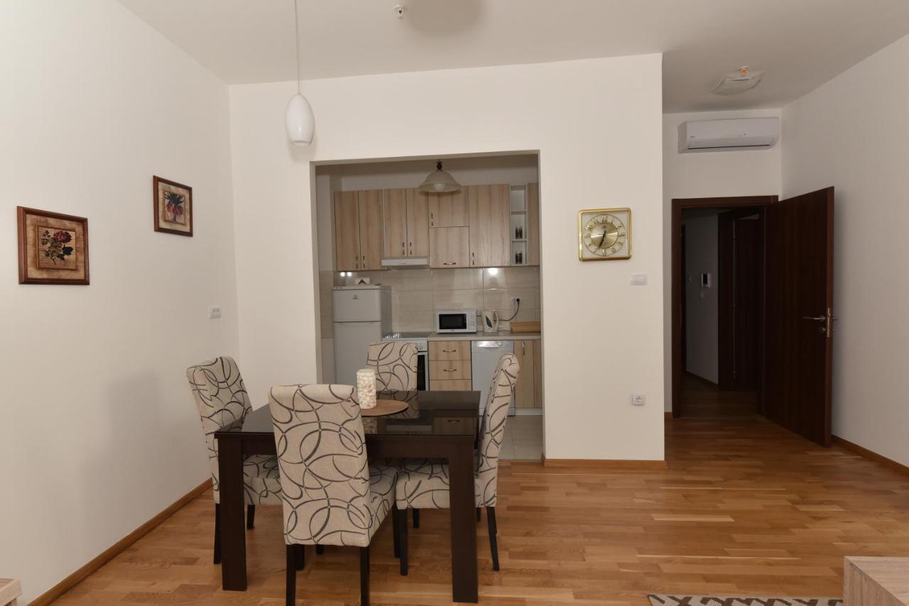 בודווה Lux Apartments Kristina מראה חיצוני תמונה