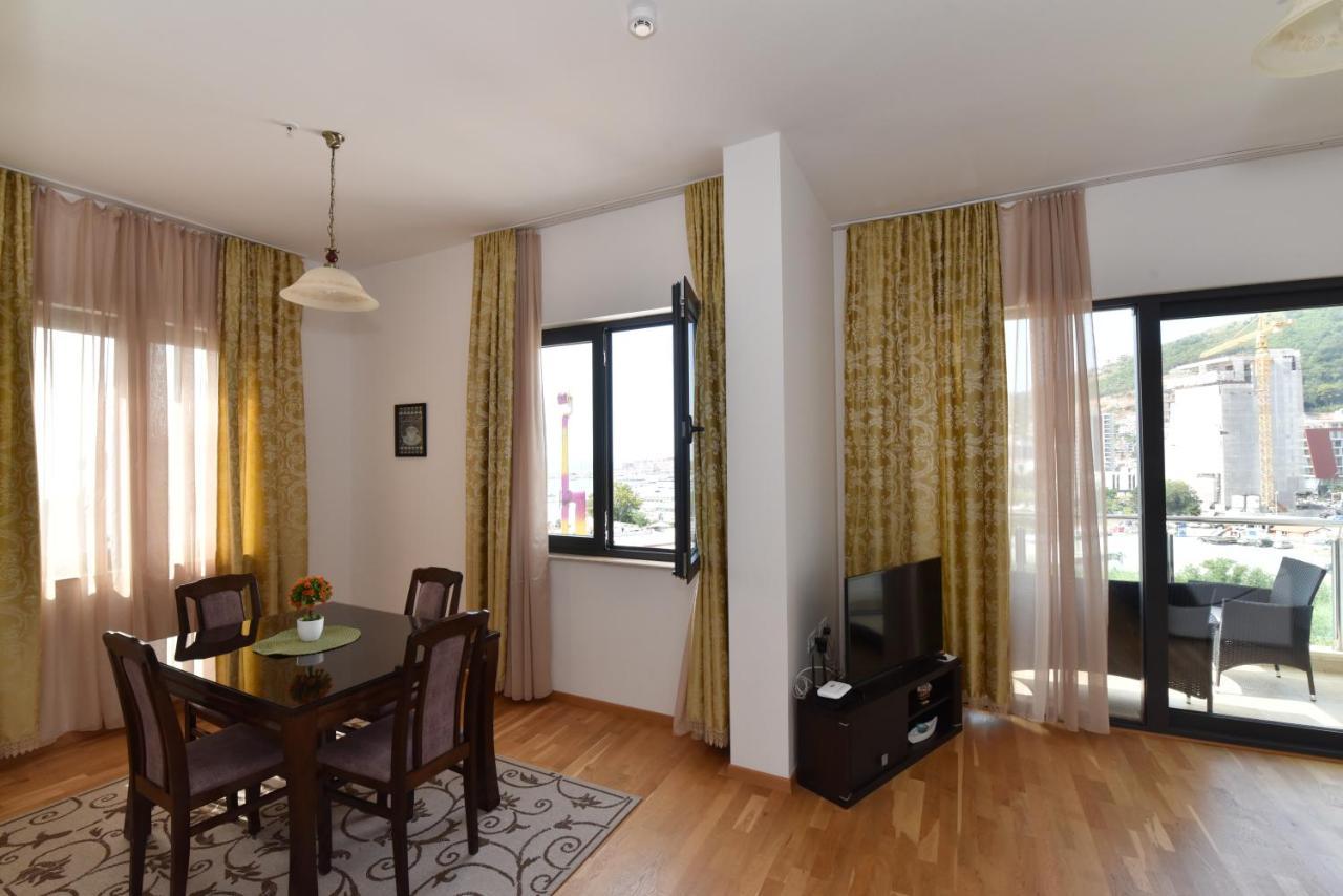בודווה Lux Apartments Kristina מראה חיצוני תמונה