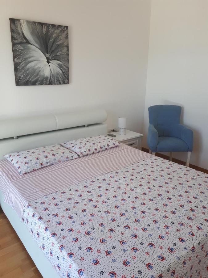 בודווה Lux Apartments Kristina מראה חיצוני תמונה
