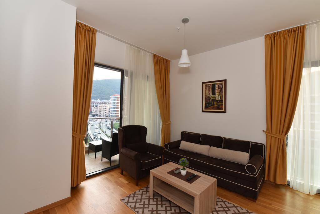בודווה Lux Apartments Kristina מראה חיצוני תמונה