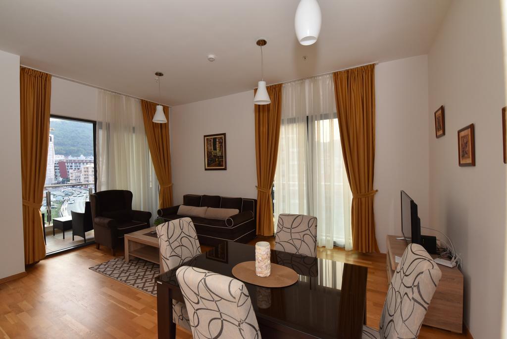 בודווה Lux Apartments Kristina מראה חיצוני תמונה