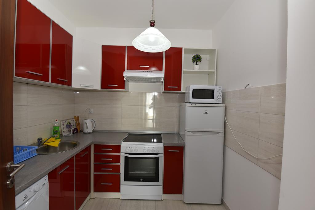 בודווה Lux Apartments Kristina מראה חיצוני תמונה